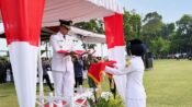 Camat Ulujami Waluyo Pimpin Upacara HUT ke-81 RI: Kemerdekaan Diisi dengan Pengabdian dan Persatuan