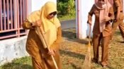 Pasca Malam Wungon, Camat Ulujami Pimpin Selasa Bersih Tugu Pahlawan Desa Padek