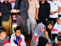 Pembina AWPB Dr. Imam Subiyanto, S.H., M.H. Secara Simbolis Serahkan Santunan kepada 81 Anak Istimewa