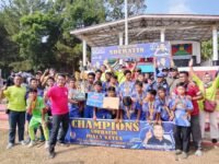 Ketua PSSI Kabupaten Bandung Barat, Aep Nurdin, S.Ag., M.Si., resmi menutup Kompetisi Soeratin Piala Ketua PSSI Kabupaten Bandung Barat 2026 yang berlangsung di Stadion Abipraya Rendeh, Kecamatan Cikalongwetan, Sabtu (1/8/2026). (Dadan Saepudin/Media Seruni)