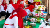 Sambut HUT RI ke-81, ASN Kecamatan Pemalang Padukan Semangat Gotong Royong Lewat Lomba Tumpeng Estafet