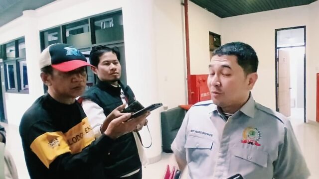 Tim Investigasi Bakal Ungkap Siapa Pemilik Oil Spill di Pantai Cemarajaya