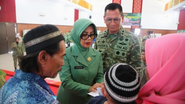 Baksos Kesehatan HUT ke 81 TNI, Pangdam III/Siliwangi: Terus Hadir dan Bermanfaat bagi Masyarakat