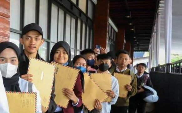 Cari Kerja Makin Praktis! Pemprov Jabar Gelar Job Fair Live di TikTok Setiap Rabu