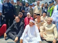 Bahas Jalan Badami – Loji Jenal Aripin Dampingi Gubernur Jabar Temui Massa Aksi