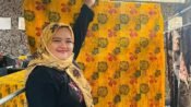 Dorong Ekonomi Lokal, Disperindagkop UKM Karawang Latih Warga Karangjaya Membatik