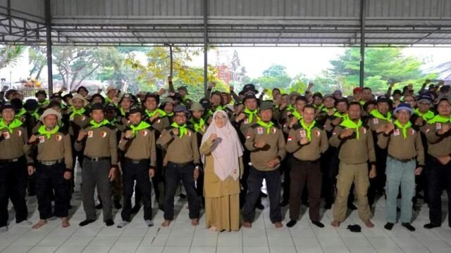Sri Dewi Anggraini Tekankan Pentingnya Soliditas Kader dalam Kemah Bela Negara di Ngamprah