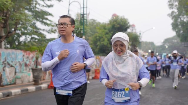 Kang Akur Buka Dahana RUN 2026, Ikut Lari Bersama Ribuan Peserta 
