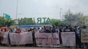Tak Kunjung Terbit, Warga Poponcol Labrak BPN Karawang Tagih Sertifikat PTSL