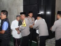 Pendekatan Humanis Gaya Kapolres, Subang Subuh Keliling di Masjid Agung Al-Musabaqoh