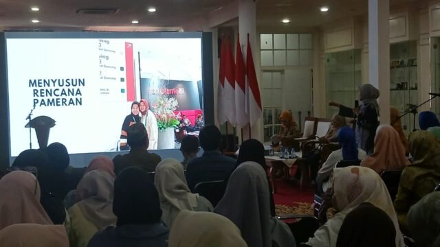 Disperindagkopukm Karawang Genjot IKM dan UKM Naik Kelas Lewat Bimtek Langkah Ekspor